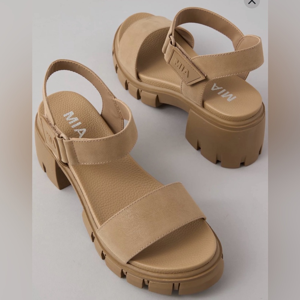 MIA Chunky Tan Platform Sandal